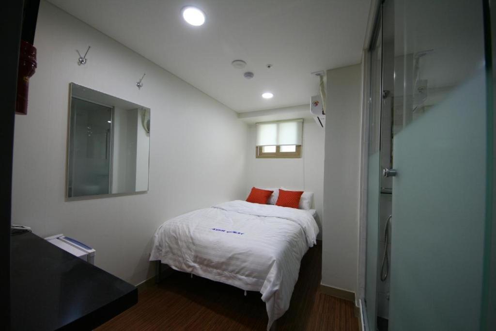 Star Guest House Seoul Exteriör bild