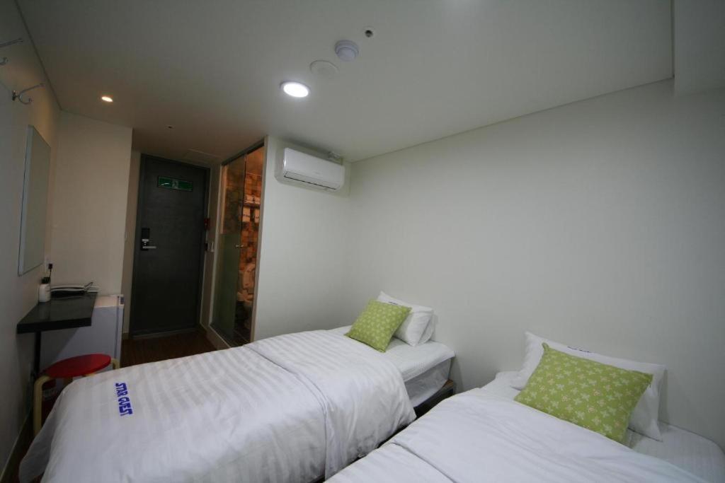 Star Guest House Seoul Exteriör bild
